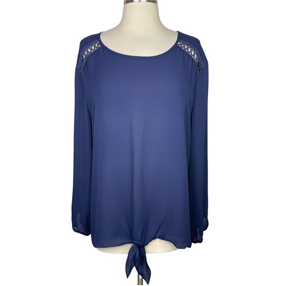 Stitch Fix l Fortune + Ivy Navy Crochet Detail Mixed Material Top, XXL - Picture 8 of 11